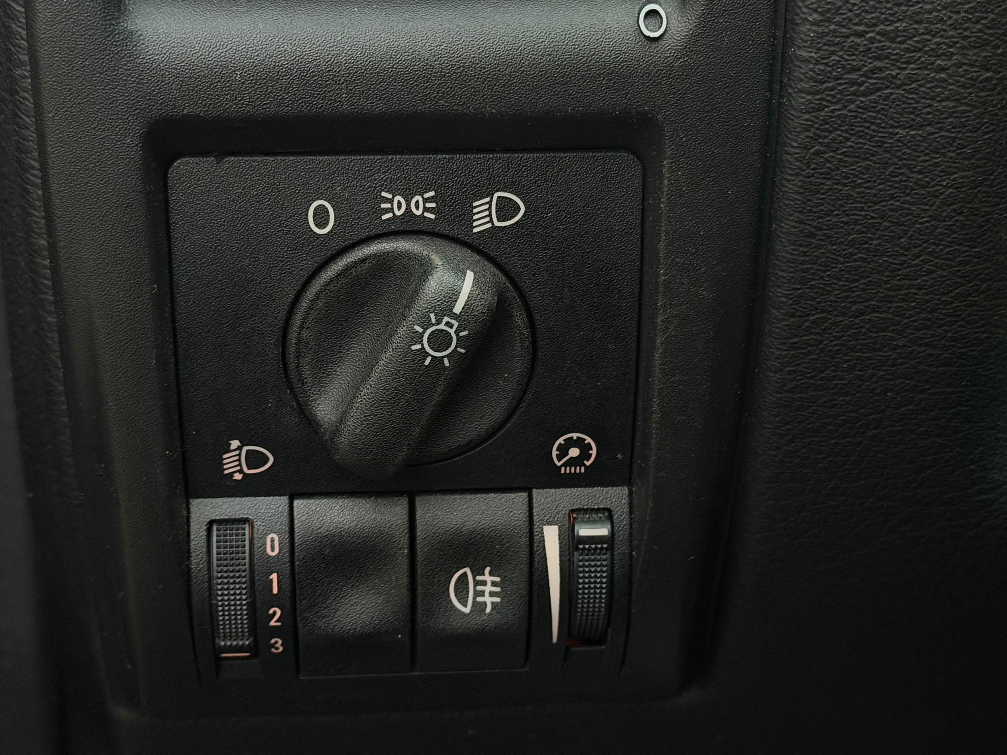 Opel Astra 1.4i – Bild 18